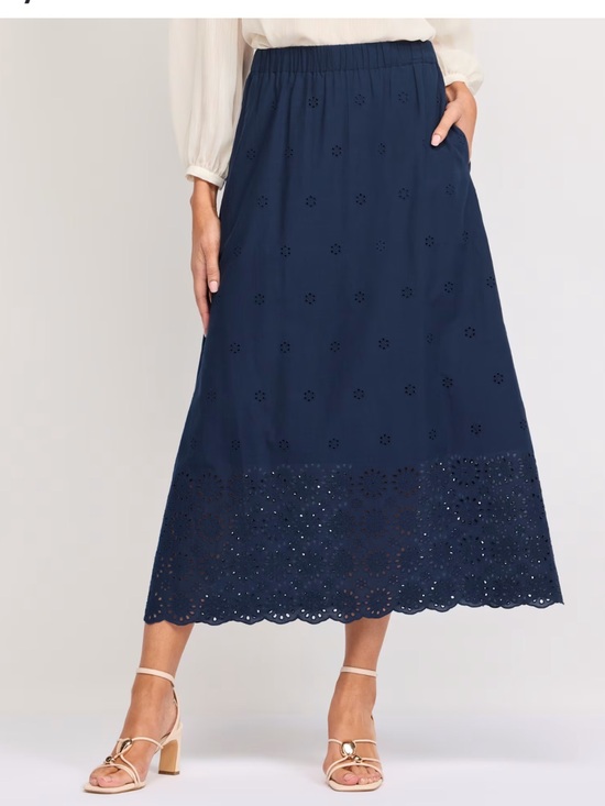 41 Hawthorn Dresses & Skirts - NWT (size L) 41 HAWTHORN Eyelet A-Line Skirt